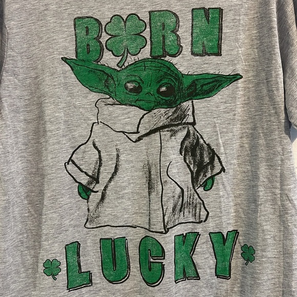 🍀💚 Star Wars The Mandalorian Grogu St. Patrick’s Day Shirt - Picture 3 of 5